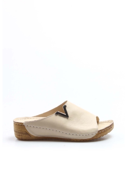 MirgeShoes Kadın Kısa Dolgu Topuklu Terlik İçi Dışı Hakiki Deri Bej  MRG011102261323