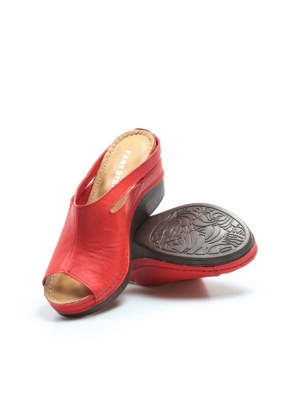 MirgeShoes Kadın Dolgu Topuklu Terlik İçi Dışı Hakiki Deri Kırmızı  MRG0111022611113