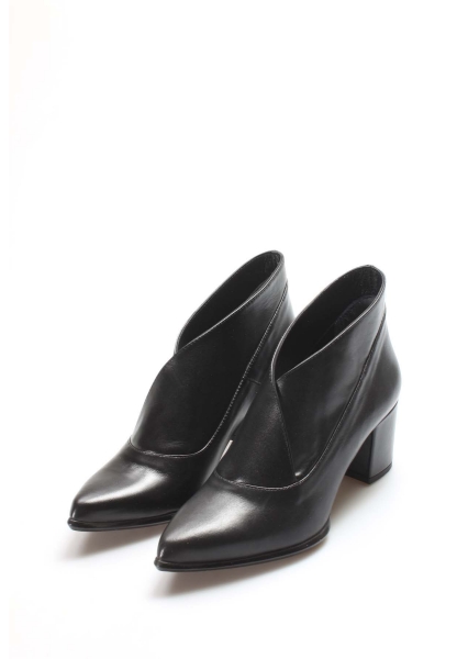 MirgeShoes Siyah Kadın Klasik Bot İçi Dışı Kaliteli Hakiki Deri MRG0114926226-753