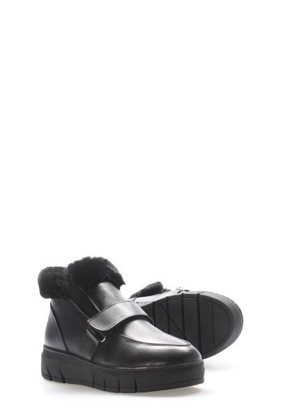 MirgeShoes Siyah Bantlı Kadın Bot İçi Kürklü Dışı Hakiki Deri MRG011046112613917