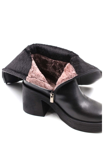 MirgeShoes Siyah Kadın Klasik Çizme İçi Yarım Kürklü Dışı Hakiki Deri MRG013472526166220