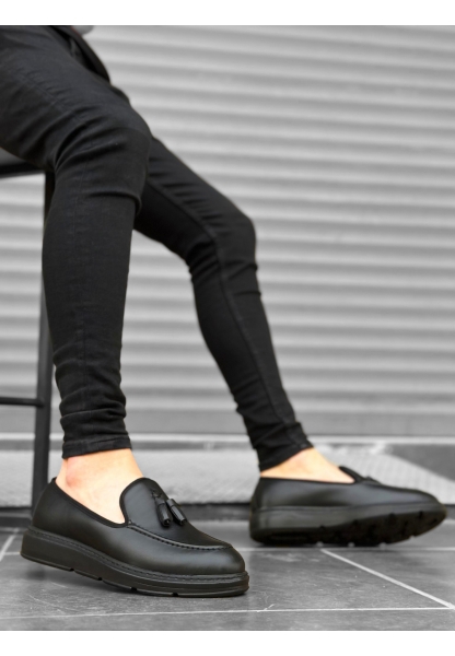 MirgeShoes Siyah Bağcıksız Püsküllü Erkek Loafer Ayakkabı Rugan Yüksek SYH Taban MRG01060002323