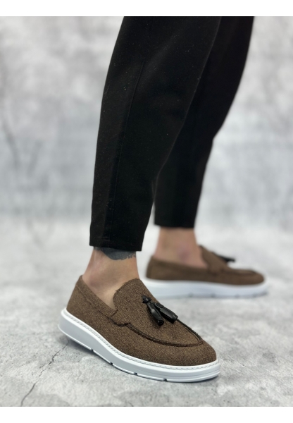 MirgeShoes Kahve Bağcıksız Püsküllü Erkek Loafer Ayakkabı Keten Detaylı Yüksek BYZ Taban MRG01060002323