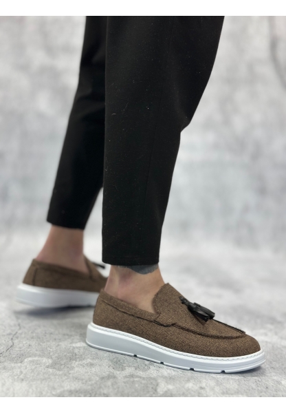 MirgeShoes Kahve Bağcıksız Püsküllü Erkek Loafer Ayakkabı Keten Detaylı Yüksek BYZ Taban MRG01060002323