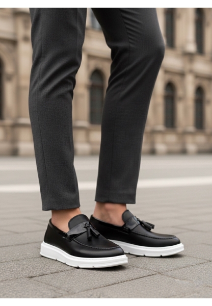 MirgeShoes Siyah Bağcıksız Püsküllü Erkek Loafer Ayakkabı Süet Detaylı Yüksek BYZ Taban MRG01060002323