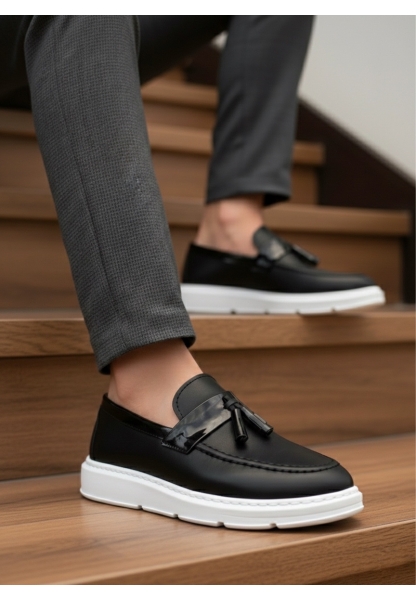 MirgeShoes Siyah Bağcıksız Püsküllü Erkek Loafer Ayakkabı Süet Detaylı Yüksek BYZ Taban MRG01060002323