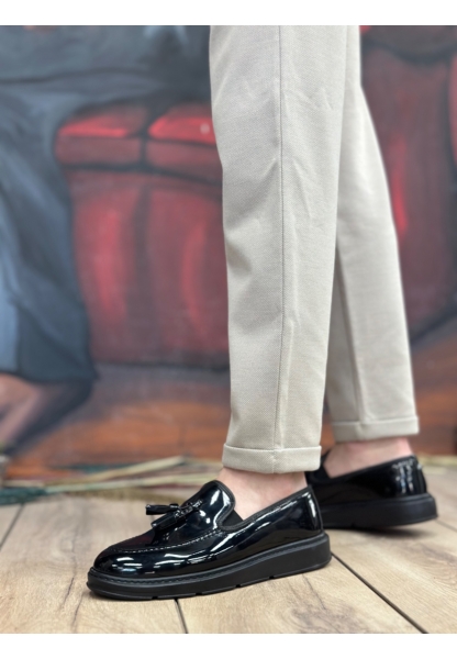 MirgeShoes Siyah Bağcıksız Püsküllü Erkek Loafer Ayakkabı Rugan Kemerli Yüksek SYH Taban MRG01060002323