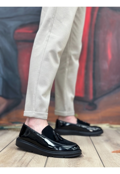 MirgeShoes Siyah Bağcıksız Püsküllü Erkek Loafer Ayakkabı Cilt-Süet Detaylı Yüksek SYH Taban MRG01060002323