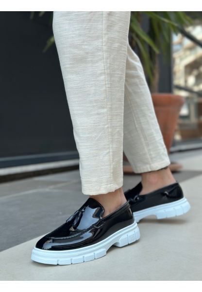 MirgeShoes Siyah Püsküllü Erkek Klasik Rugan Ayakkabı Parlak Cilt Kalın BYZ Taban MRG010602558