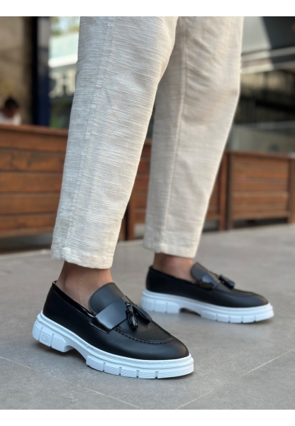 MirgeShoes Siyah Püsküllü Erkek Klasik Ayakkabı Parlak Cilt Kalın BYZ Taban MRG010602558