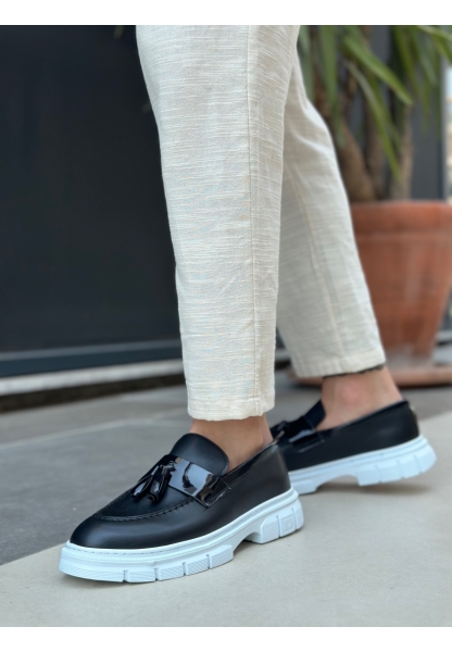 MirgeShoes Siyah Püsküllü Erkek Klasik Ayakkabı Parlak Cilt Kalın BYZ Taban MRG010602558