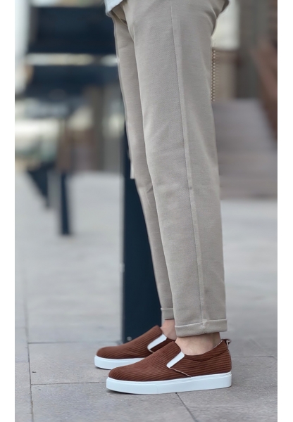 MirgeShoes Kahve Bağcıksız Erkek Günlük Ayakkabı Kadife Kalın BYZ Taban MRG010602657