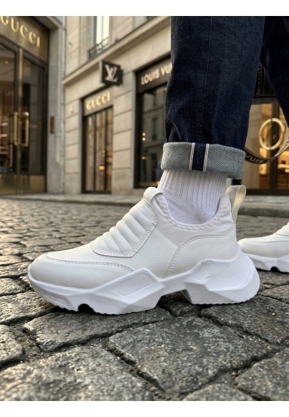 MRG0402 Bağcıksız Rahat Yüksek Taban Beyaz Erkek Spor Yarım Bilek Bot