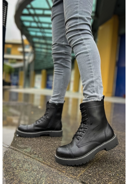 MirgeShoes Mat Siyah Bağcıklı Erkek Military Bot Yüksek Kalın SYH Taban MRG0106002327