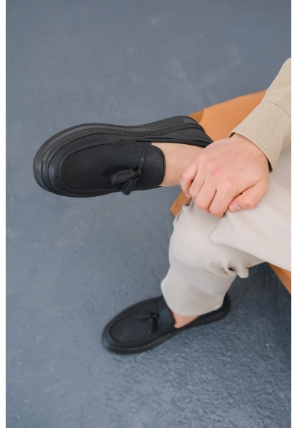 MirgeShoes Mat Siyah Tokalı Erkek Loafer Ayakkabı Kalın SYH Taban MRG01062445