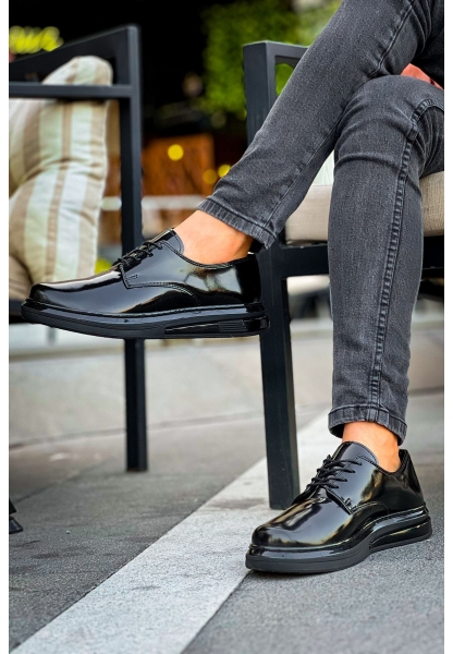 MirgeShoes Parlak Siyah Bağcıklı Erkek Klasik Ayakkabı Kalın SYH Taban MRG01064721